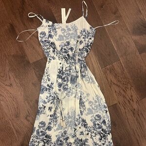 NWT Never Worn LoveStitch Print Dress Blue/Ivy